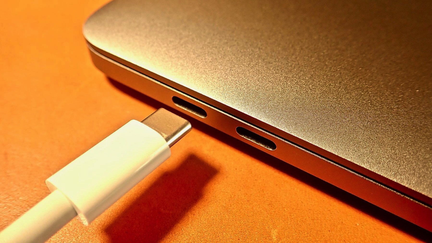 07 Macbook Pro 2017 USB Type C