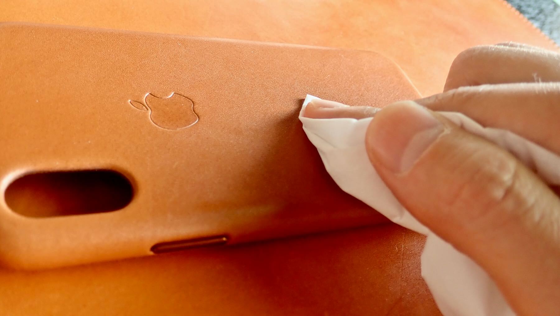 0192  iPhone X Apple Leather Case Care Collonil Diamant 10