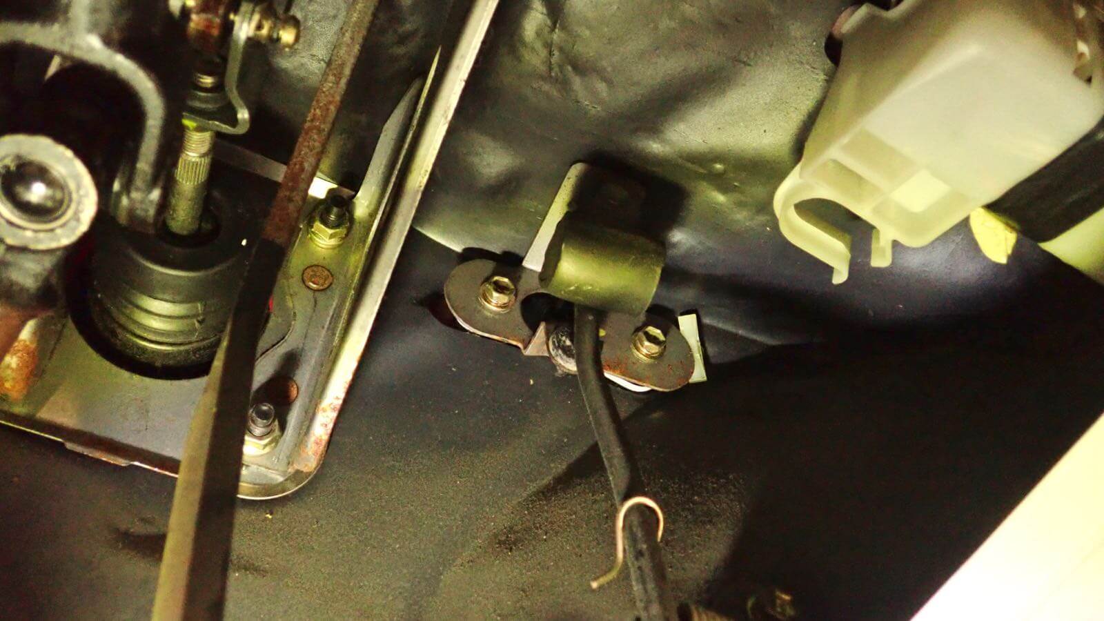 0214 Toyota genuine Aluminum pedal installation method 21
