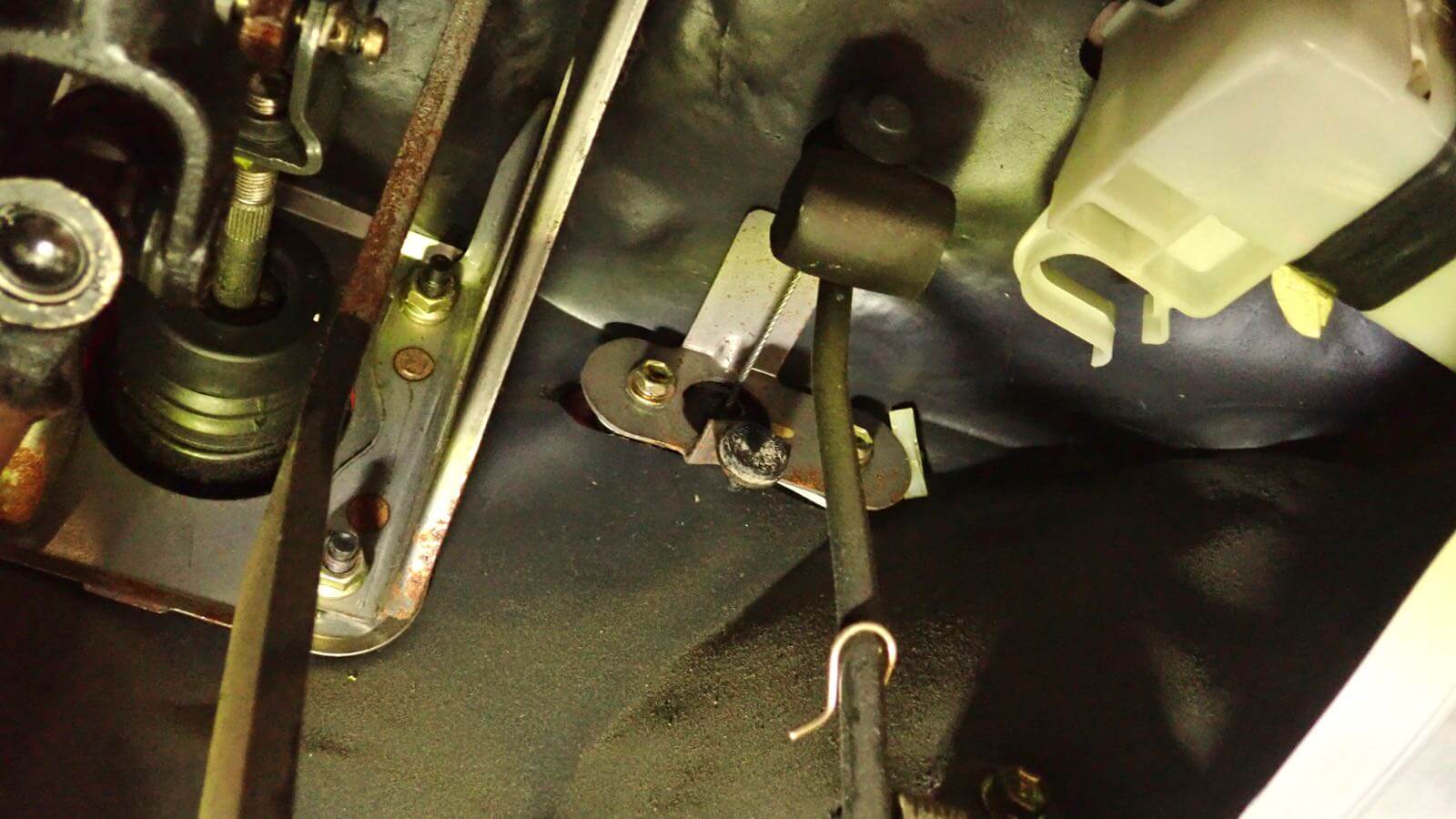 0214 Toyota genuine Aluminum pedal installation method 22