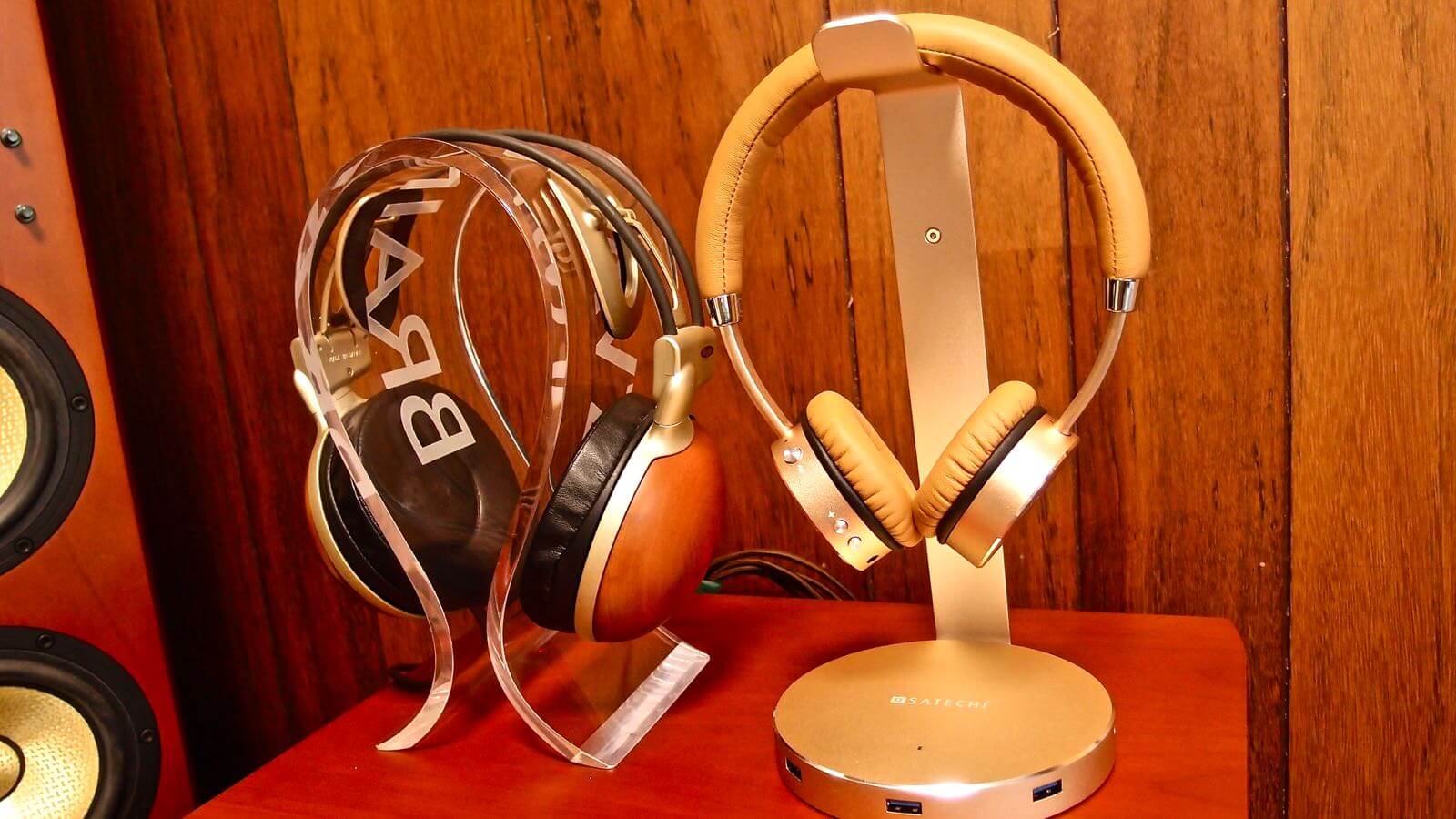 0160 Satechi s Headphone Stand Review 17