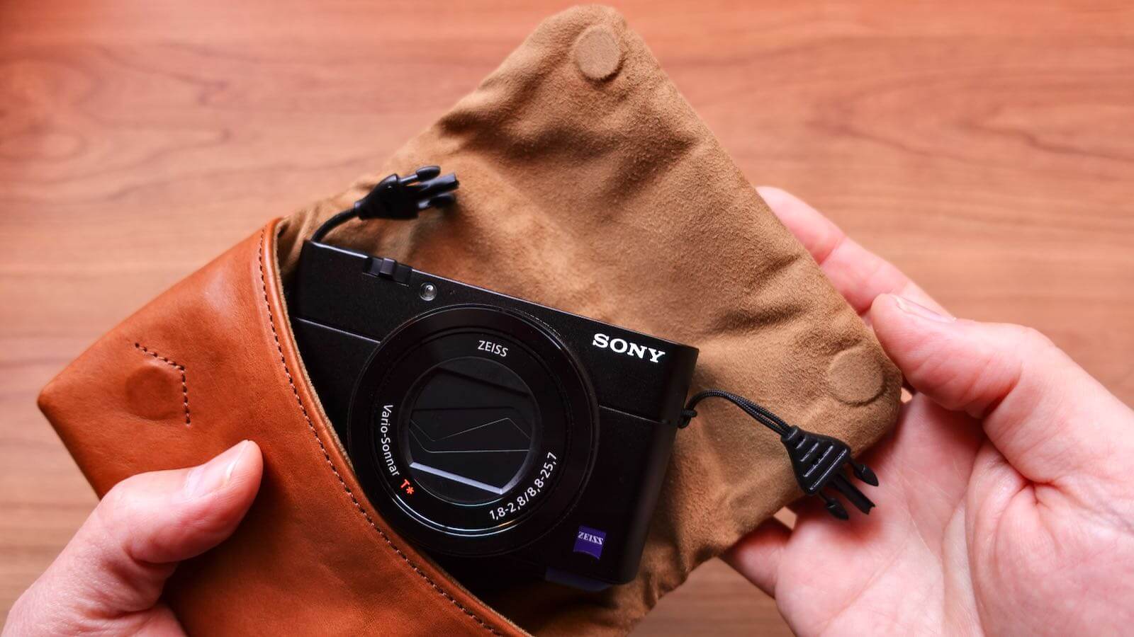 0225] SONY RX100M5Aにぴったりなカメラストラップ ユリシーズ セルペンテをレビュー!! | Active 4